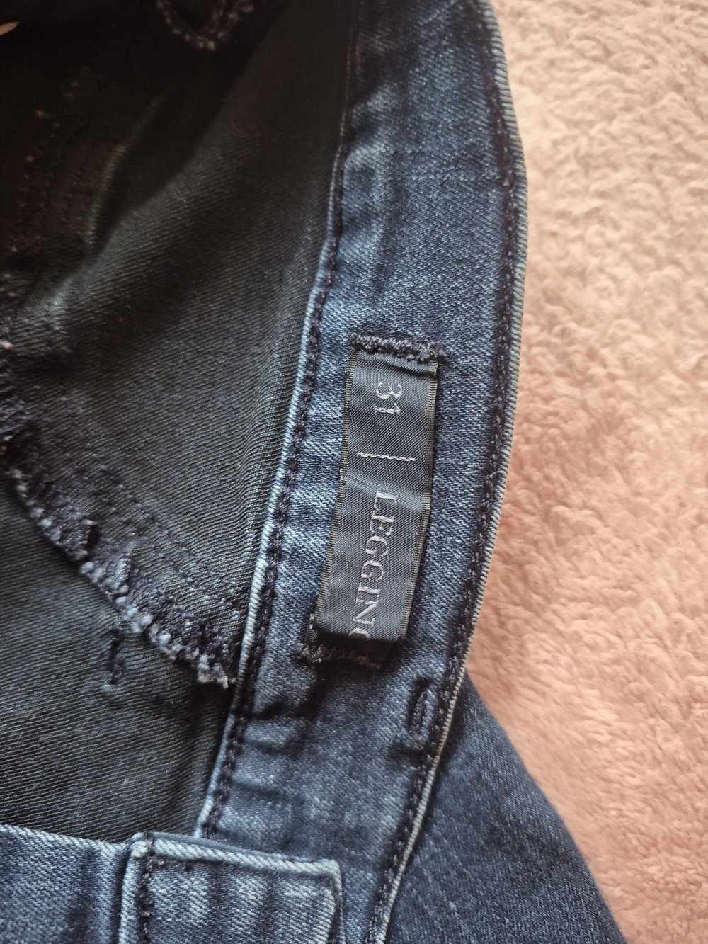 Juicy Couture Dark Blue Skinny Jeans - Picture 7 of 7